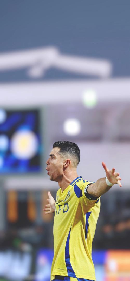 不买月卡后，我终于不在游戏中当牛马了